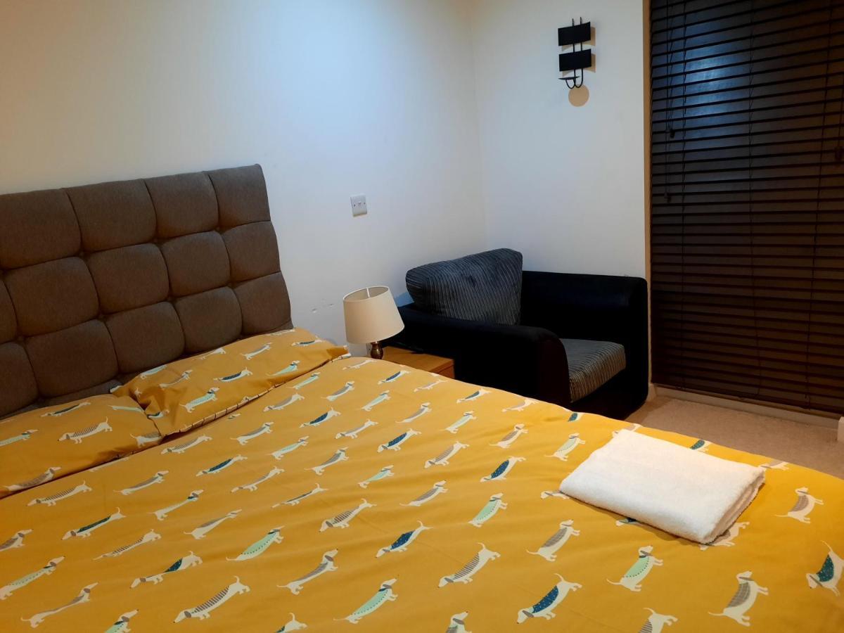 Max'Em Lexington Luxury Apartment Slough Ngoại thất bức ảnh