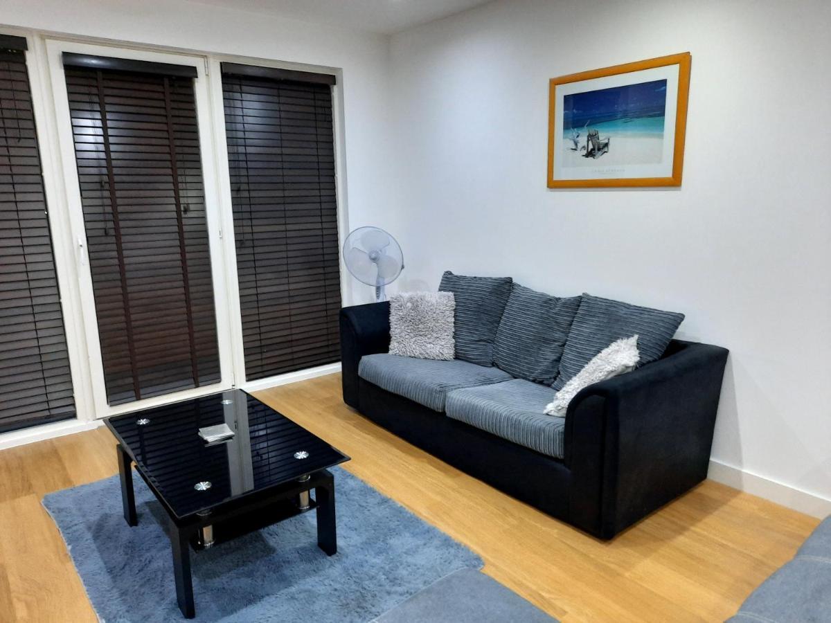 Max'Em Lexington Luxury Apartment Slough Ngoại thất bức ảnh